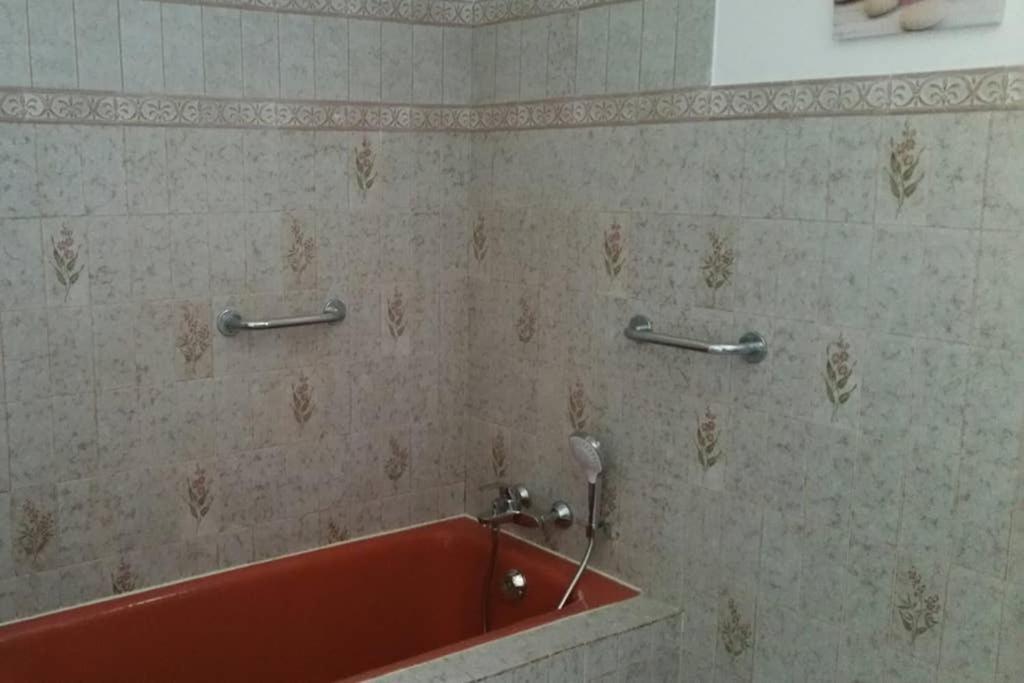 Villa La Lurette, Appartement Et Studio Saint-Étienne-les-Orgues Eksteriør bilde