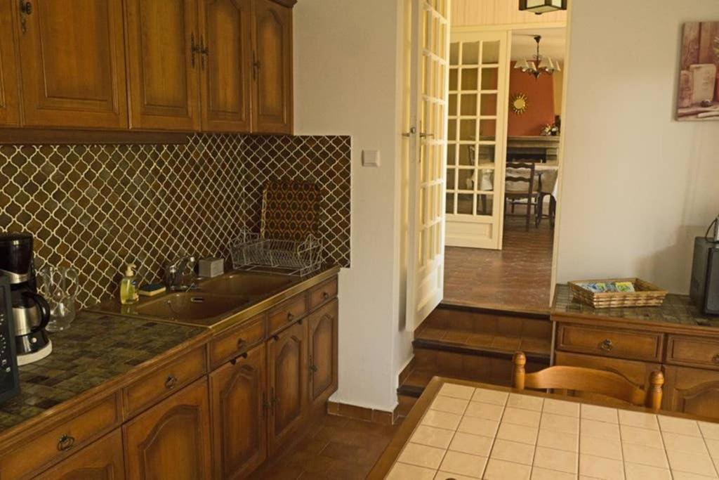 Villa La Lurette, Appartement Et Studio Saint-Étienne-les-Orgues Eksteriør bilde