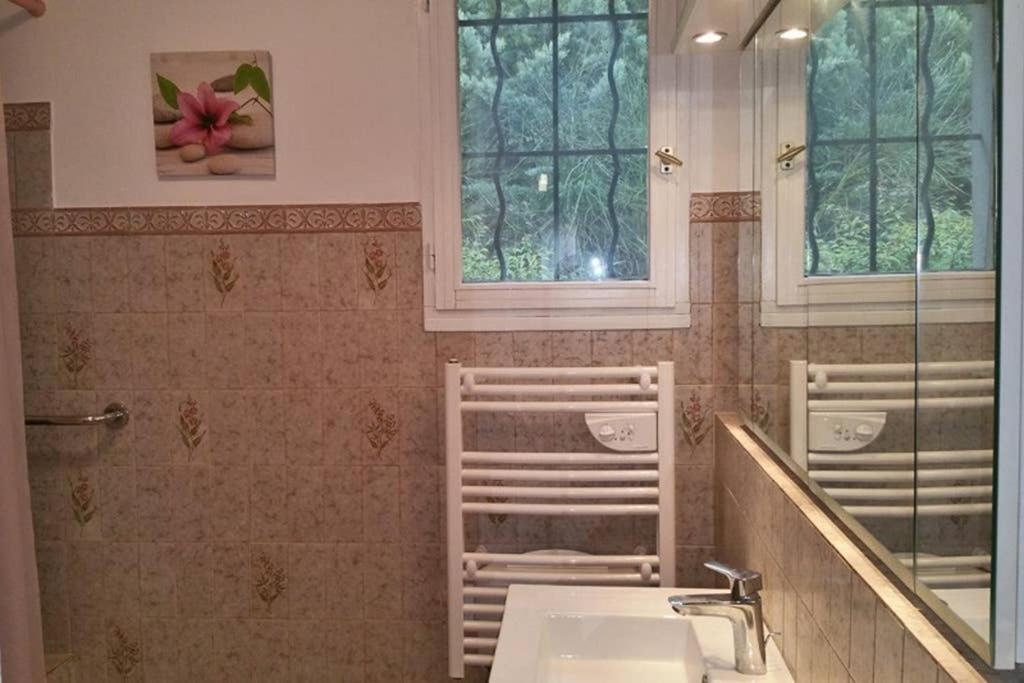 Villa La Lurette, Appartement Et Studio Saint-Étienne-les-Orgues Eksteriør bilde