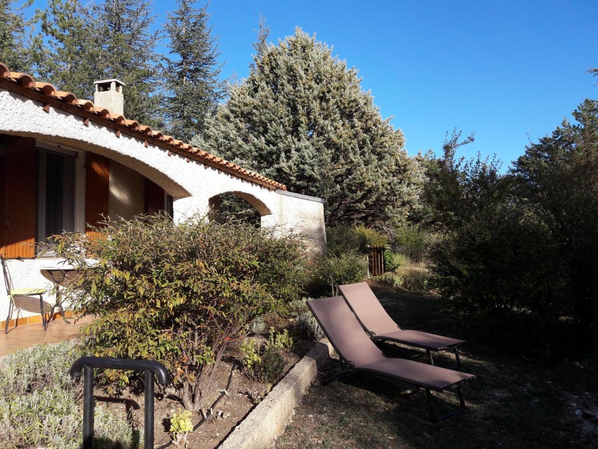 Villa La Lurette, Appartement Et Studio Saint-Étienne-les-Orgues Eksteriør bilde